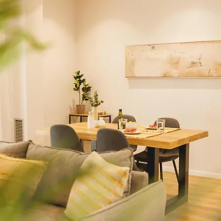 Bravissimo Ferreries Velles, With 2 Bedrooms Apartment Girona